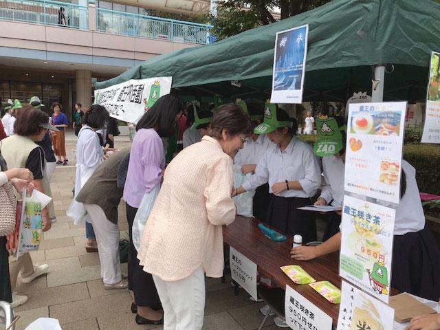 新浦安駅前での就業・販売体験!